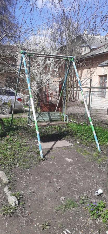 Центрові Апартаменти Ivano-Frankivsk Esterno foto